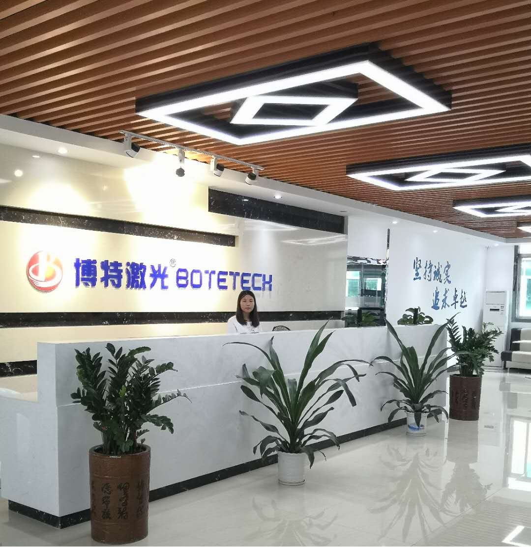 全自動(dòng)激光焊接機(jī)廠家 全自動(dòng)激光焊接機(jī)廠家