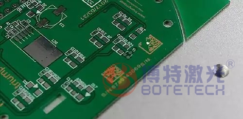 PCB芯片可用紫外激光打標(biāo)機(jī)鐳雕